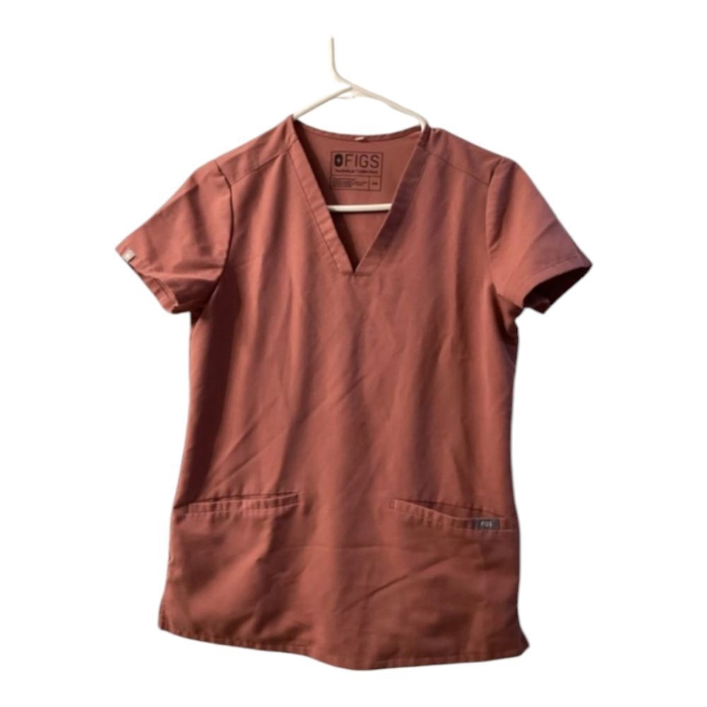 FIGS Casma 2-Pocket Scrub Top – Pink Clay, Size XXS/Small‎